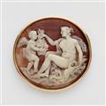 An 18k gold and shell cameo brooch with Venus and Cupid - image-1