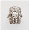 An 18k white gold Art Deco diamond solitaire ring - image-1