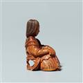 A boxwood netsuke of a lady seated on a stool. Mid-19th century - image-4