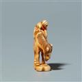 An ivory okimono netsuke of a servant on a horse. Second half 19th century - image-4