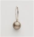 A pair of 14k white gold Tahiti pearl earrings - image-2