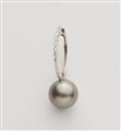 A pair of 14k white gold Tahiti pearl earrings - image-3