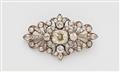 A royal diamond brooch - image-1