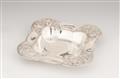 An Art Nouveau silver dish - image-1