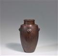 Very large and heavy bronze vase. Early 20th century - image-2