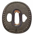 An Umetada shibuichi tsuba. 18th century - image-1