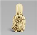 An ivory netsuke of a friendly Fukurokuju. Early 19th century - image-1