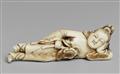 An ivory netsuke of a Chinese lady. 18th century - image-1