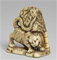 An ivory netsuke of tiger and bamboo. 18th century - image-1