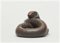 A wood netsuke of a snake. First half 19th century - image-4