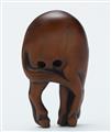 A boxwod netsuke of  tall grazing horse. 18th century - image-2