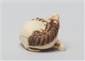 An ivory netsuke of a recumbent stallion. 19th century - image-3