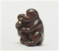 A reddish cherry wood netsuke of two monkeys, by Hidechika. Mid-19th century - image-4