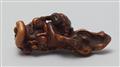 A root wood netsuke of two monkeys. Mosr probably a Chinese toggle. 19th century - image-2