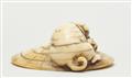 An ivory netsuke of a dog on a straw hat. Mid-19th century - image-2