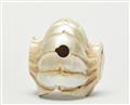 A nautilus shell netsuke of the inner core. Second half 19th century - image-2