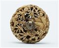 A walrus tusk ryusa manju netsuke. Second half 19th century - image-6