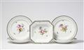 Four Berlin KPM porcelain dessert plates and a compote dish from a dinner service with oak leaf decor - image-1