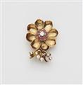 A 14k rose gold retro style clip brooch - image-1