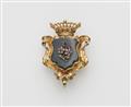 A Victorian 18k gold heliotrope crest brooch - image-1