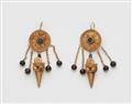 A pair of 22k gold Hellenistic drop earrings - image-1