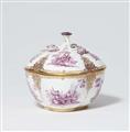 A Meissen porcelain ecuelle and stand with courtly garden scenes - image-2