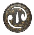 A Heianjô iron tsuba. Edo period, 17th century - image-2