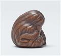 A boxwood netsuke of a sleeping Shojo. First half 19th century - image-2