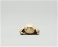 A marine ivory netsuke of a rat with a fruit. 19th century - image-5