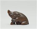 A boxwood netsuke of a boar. Early 20th century - image-2