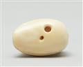 A marine ivory netsuke of a mandarin duck. Late 19th century - image-6