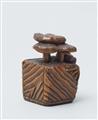 A boxwood netsuke of reishi in a well bucket. Second half 19th century - image-2