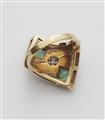 A 14k gold emerald ring - image-2