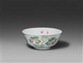 A famille rose bowl. Guangxu period (1875–1908) - image-1