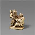 An ivory netsuke of Asahina Saburo and Soga no Goro. Elfenbein. Early 19th century - image-1