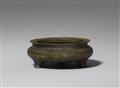 Two bronze incense burners. Qing dynasty - image-3