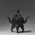 A very large a heavy five-elephant tripod incense burner. 19th century - image-1