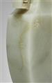 A pale celadon jade archaistic vase. Qing dynasty - image-2