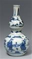 A blue and white double gourd vase. Wanli period (1572–1620) - image-1