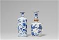 Zwei kleine blau-weiße Vasen. Kangxi-Periode (1662–1722) - image-2