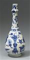 A blue and white garlic-mouth bottle vase. Kangxi period (1662–1722) - image-2