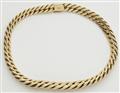 A 14k gold chain necklace. - image-2
