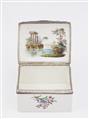 A porcelain snuff box with landscapes and garlands - image-2