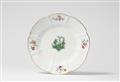 A Meissen porcelain dinner plate from the "green Watteau service" for the Saxon court - image-1
