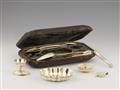 An Augsburg Régence silver gilt travel cutlery set - image-2