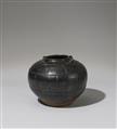 A large Henan-type black-glazed jar. Northern Song dynasty (960–1127) - image-2
