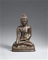 A Mandalay bronze figure of Buddha Shakyamuni. 19th/early 20th century - image-1