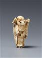 An amusing ivory netsuke of Fukurokuju and karako. 19th century - image-2