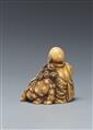 Feines Okimono-Netsuke. Rakan mit shishi. 2. Hälfte 19. Jh. - image-2