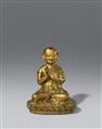 Große Figur eines Lama. Feuervergoldete Bronze. Tibet. 17./18. Jh. - image-1